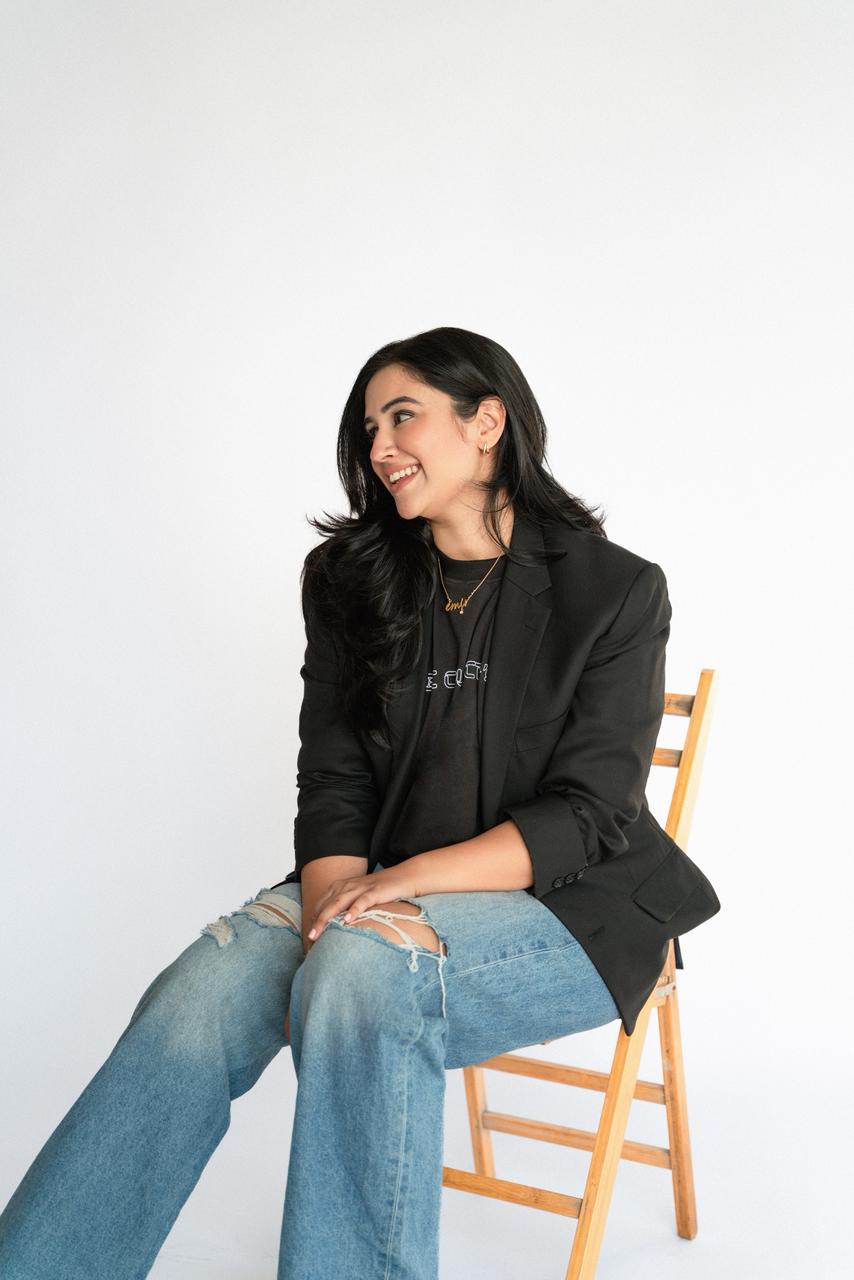 WhatsApp Image 2025-12-19 at 18.06.58